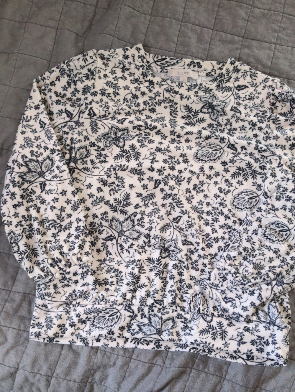 LOFT Velvet Long Sleeve, Floral Print